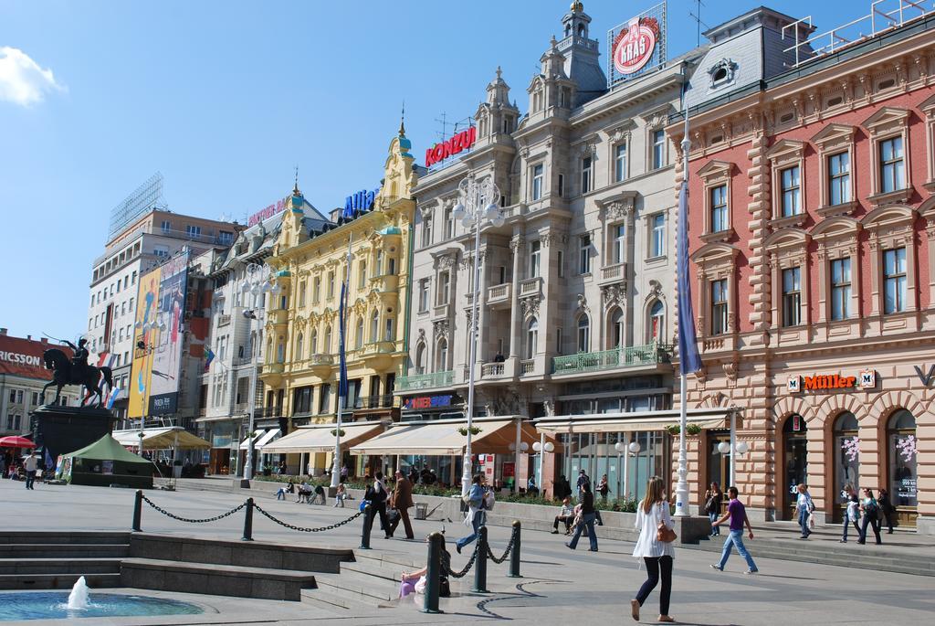 Centroom Apartments Загреб Екстериор снимка