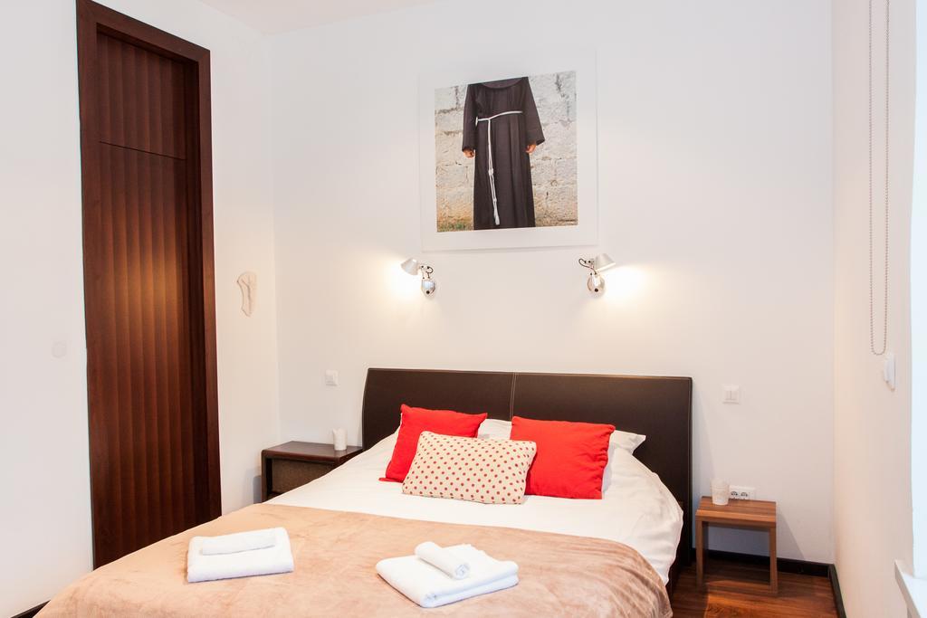 Centroom Apartments Загреб Екстериор снимка