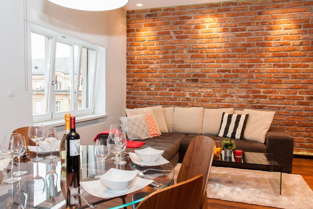 Centroom Apartments Загреб Екстериор снимка